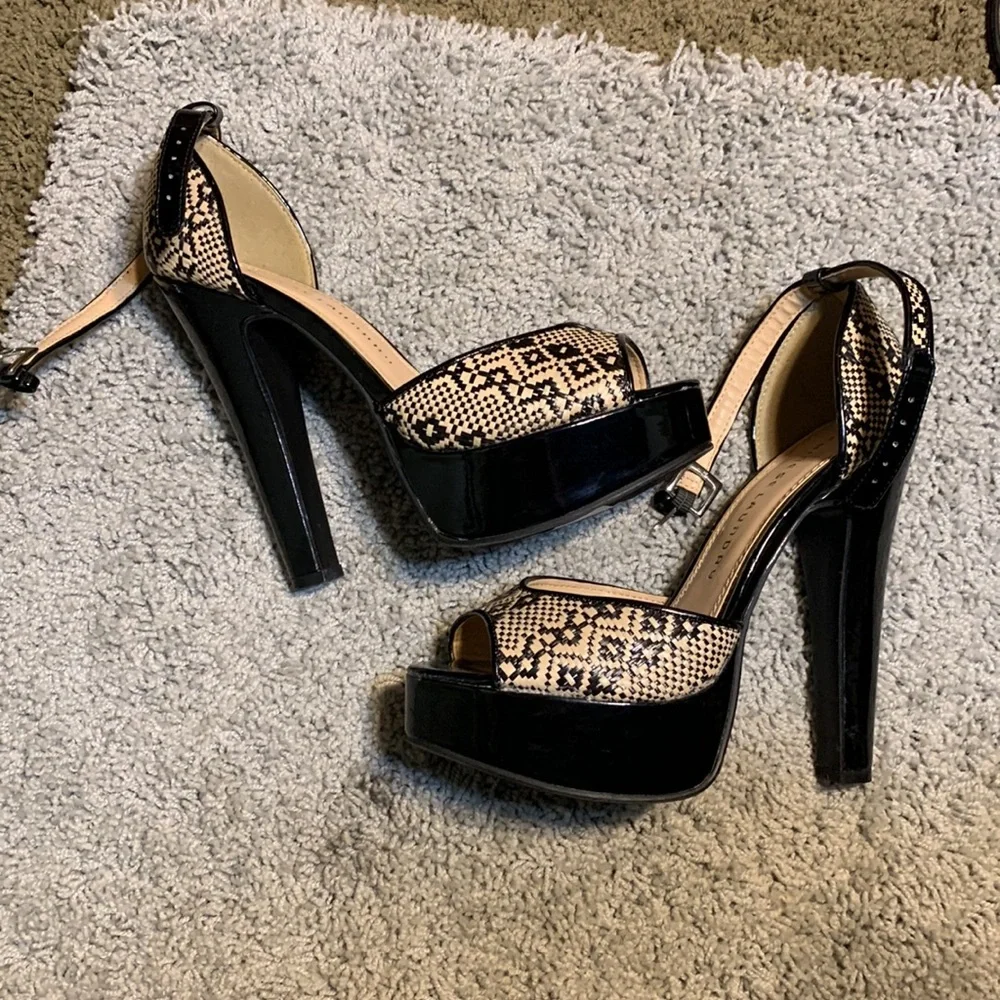 Chinese Laundry heels - Picture 4 of 6